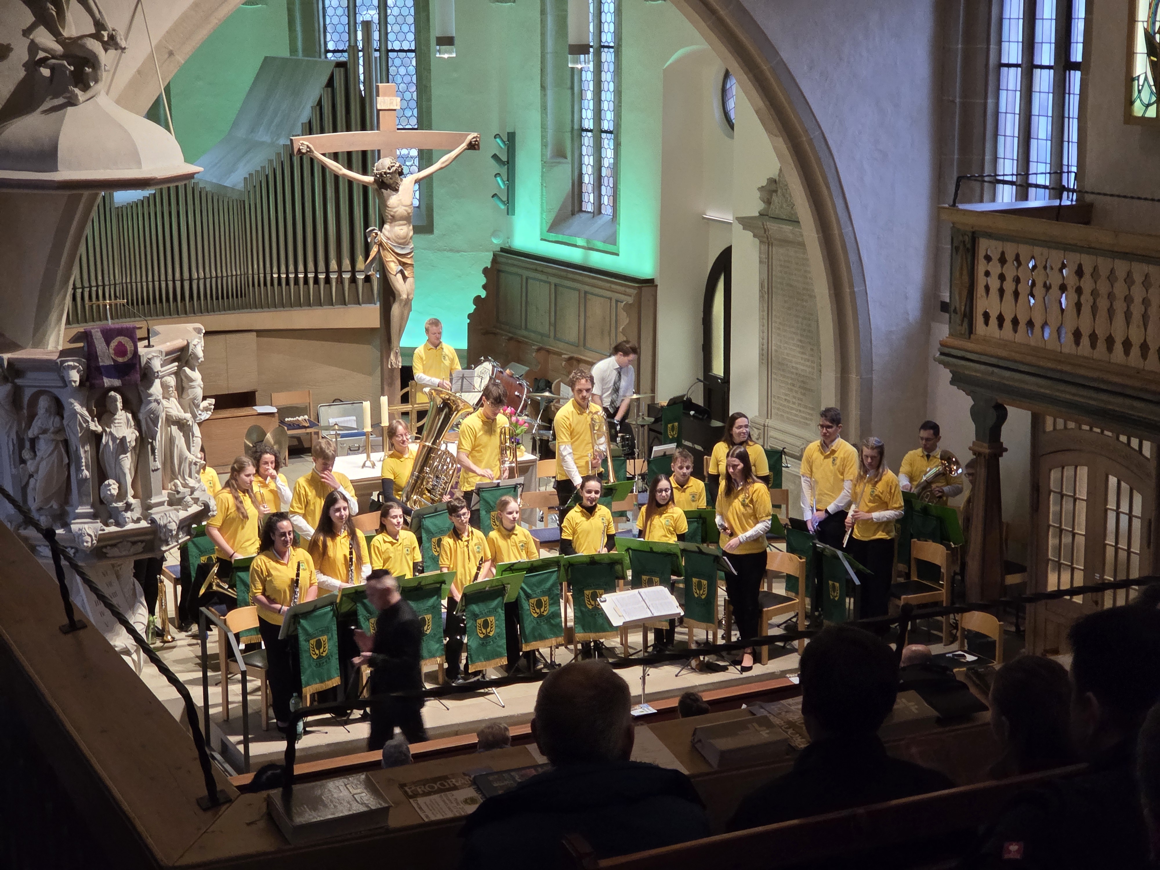 Junior- und Jugendorchester bei ihrem Auftritt