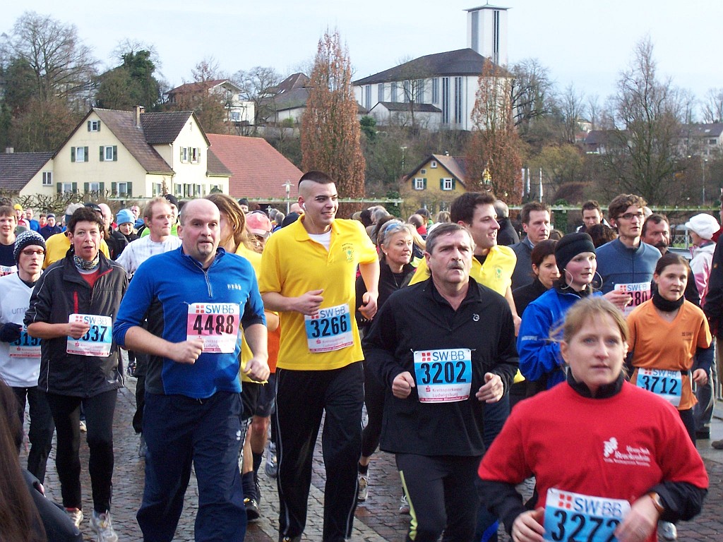 ska091231 Silvesterlauf in der Menge